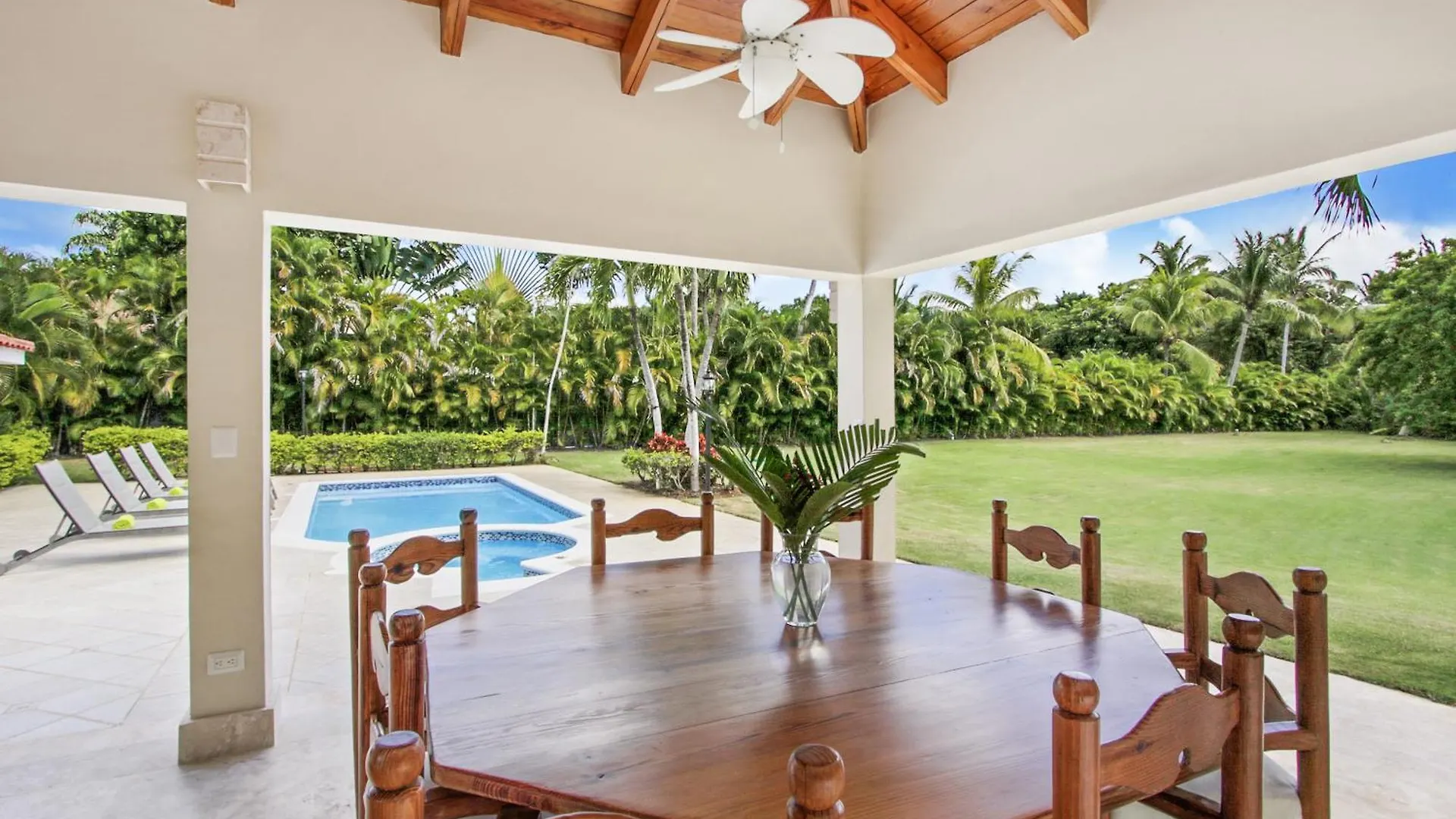 Amazing Villa In Casa De Campo With Included In Price Maid And Waiter 拉罗马纳